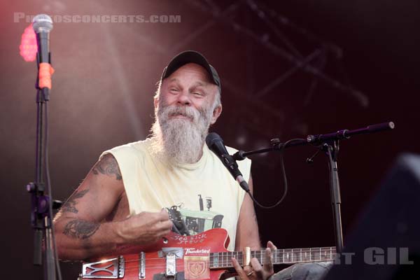 SEASICK STEVE - 2011-08-26 - SAINT CLOUD - Domaine National - Scene Pression Live - 